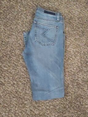 Rock & Republic Light Blue Denim Jeans with Branded Lining